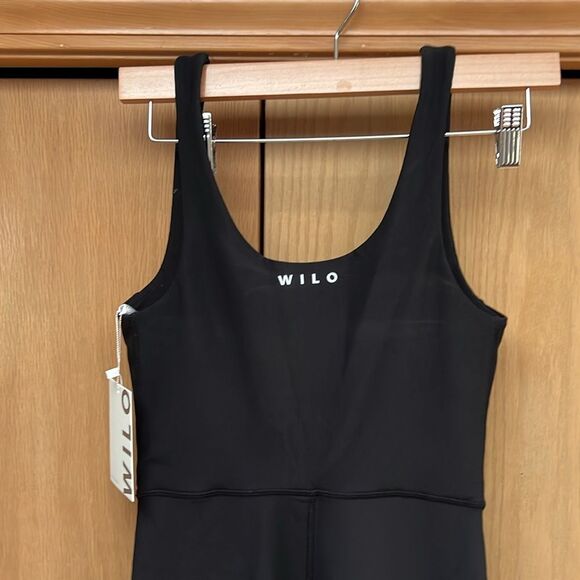 Wilo the Label Women Flare Jumpsuit Black NWT Size Medium - Picture 7 of 9